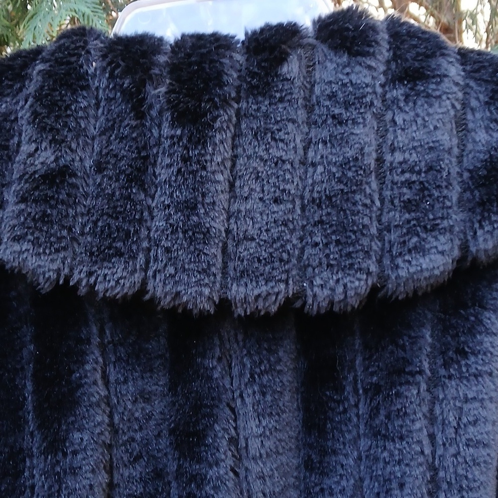I. C. E. Black faux fur beautiful dinner jacket Sz L, mob wife old money - Picture 9 of 12